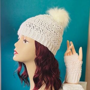 White beanie with faux fur pompom and matching fingerless gloves